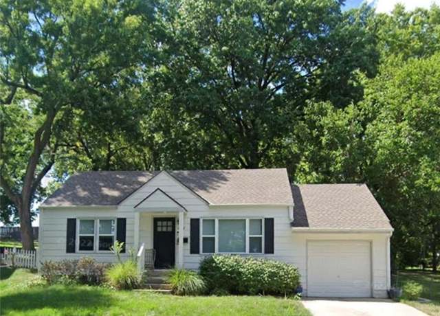 Property at 6212 Hadley St, Mission, KS 66202, 2 beds, 1.5 baths
