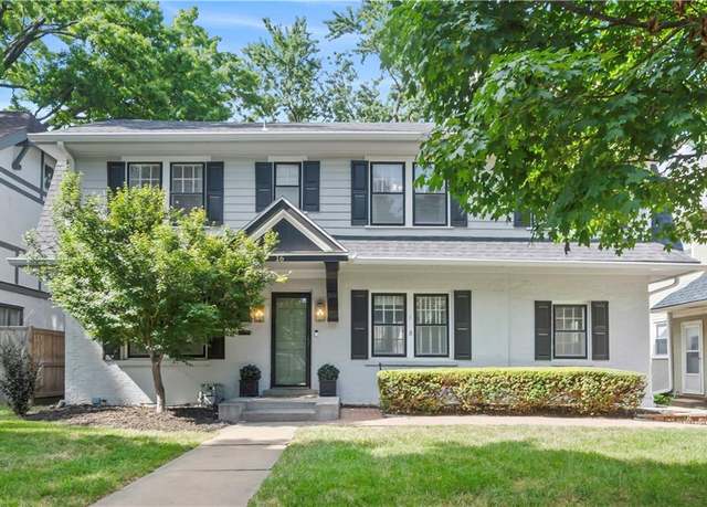 Property at 16 W 69th St, Kansas City, MO 64113, 3 beds, 2.5 baths