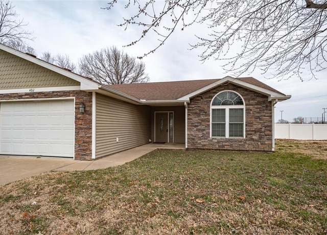 Property at 404 Ash St, Overbrook, KS 66524, 2 beds, 2 baths