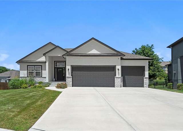 Property at 26454 W 145th Ter, Olathe, KS 66061, 4 beds, 2.5 baths