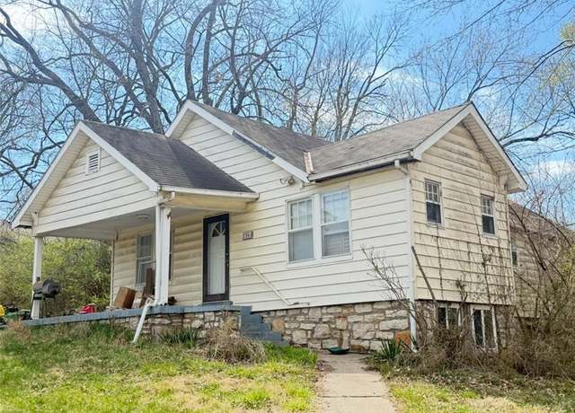 Property at 3944 N 62nd St, Kansas City, KS 66104, 4 beds, 2 baths