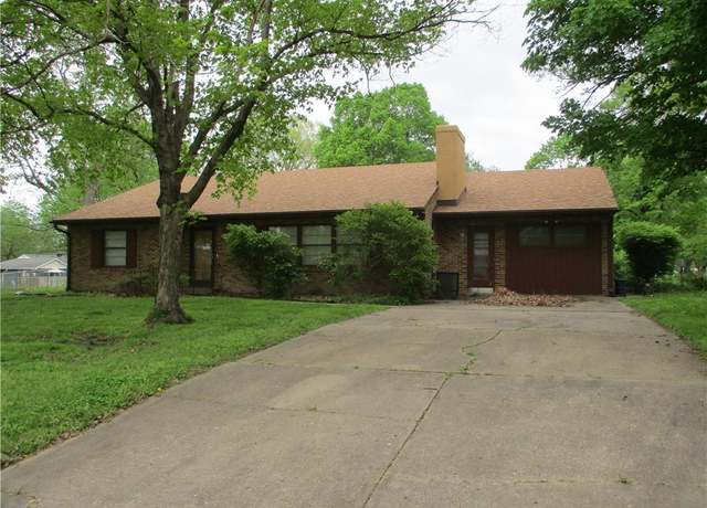 Property at 408 E 13th St, Ottawa, KS 66067, 2 beds, 2 baths
