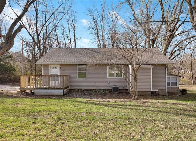 Property at 612 S Harris Ave, Independence, MO 64054, 2 beds, 1 bath
