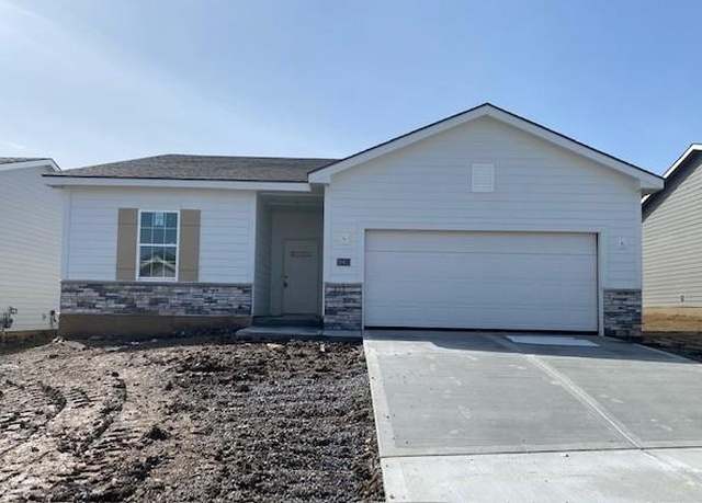 Property at 20913 W 190th Pl, Spring Hill, KS 66083, 3 beds, 2 baths