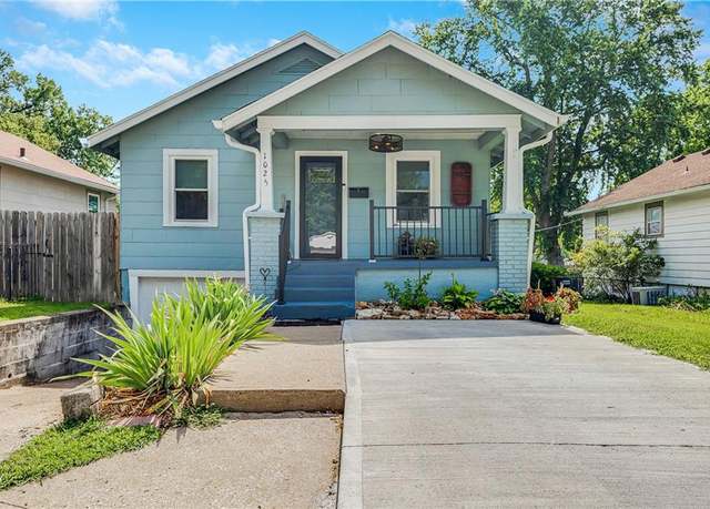 Property at 1025 S Park Ave, Independence, MO 64050, 2 beds, 1 bath
