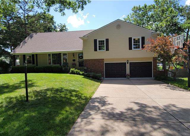 Property at 8738 Horton St, Overland Park, KS 66207, 4 beds, 3 baths