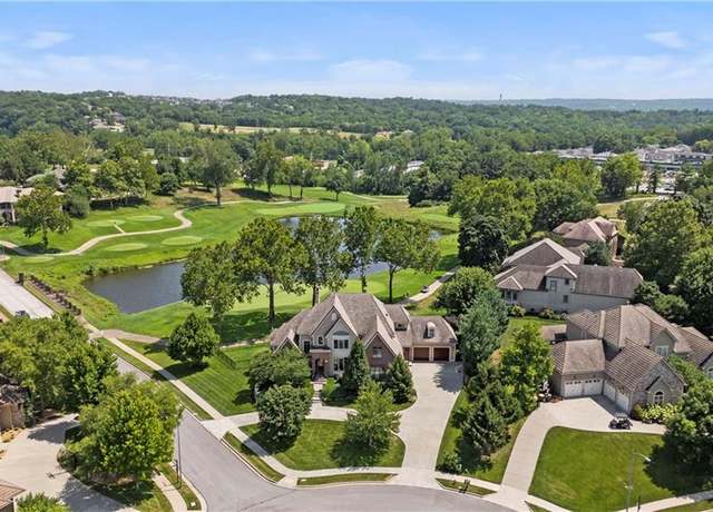 Property at 6420 N National Dr, Parkville, MO 64152, 6 beds, 6 baths