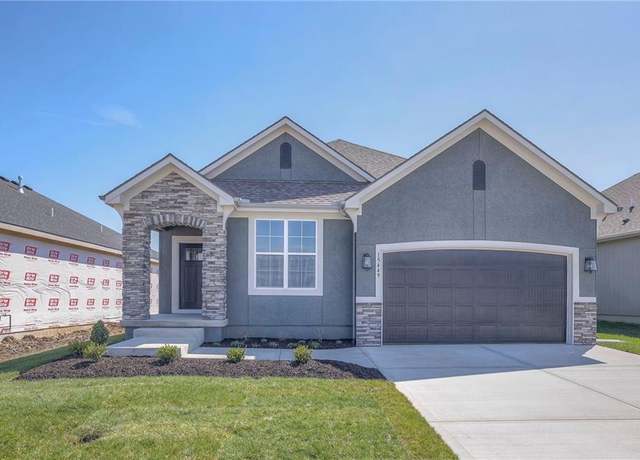 Property at 17351 S Kaw St, Olathe, KS 66062, 3 beds, 3 baths