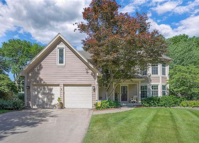 Property at 14241 W 113th Ter, Olathe, KS 66062, 4 beds, 3.5 baths