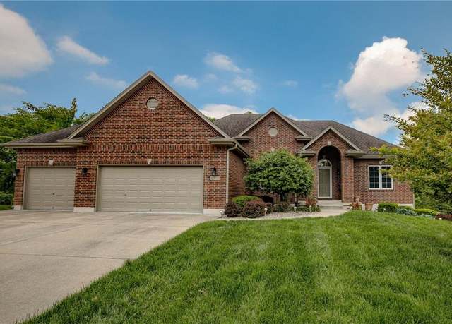 Property at 1714 SW 24th St, Blue Springs, MO 64015, 4 beds, 3 baths