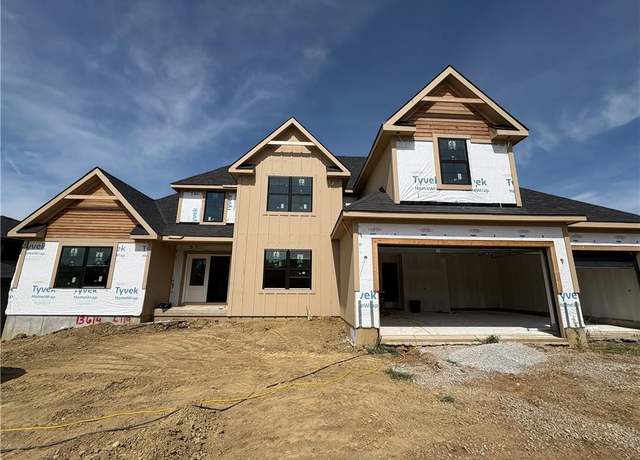 Property at 13614 NE 114th Pl, Kearney, MO 64060, 4 beds, 3.5 baths