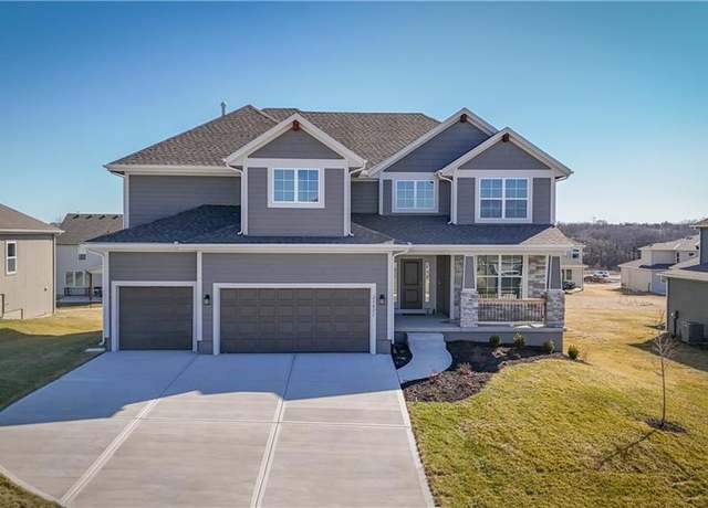 Property at 11448 S Langley St, Olathe, KS 66061, 5 beds, 4 baths