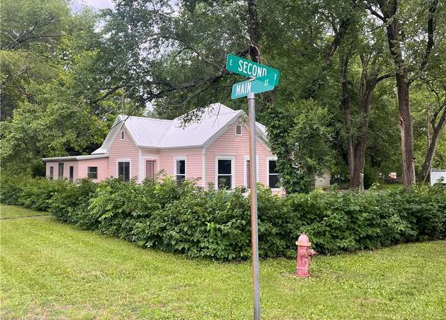 Property at 215 E 2nd St, Prescott, KS 66767, 3 beds, 1.5 baths