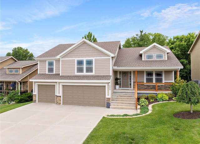 Property at 21419 W 47th Ter, Shawnee, KS 66218, 4 beds, 3 baths