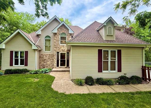 Property at 27423 Northridge Dr, Maryville, MO 64468, 4 beds, 3.5 baths