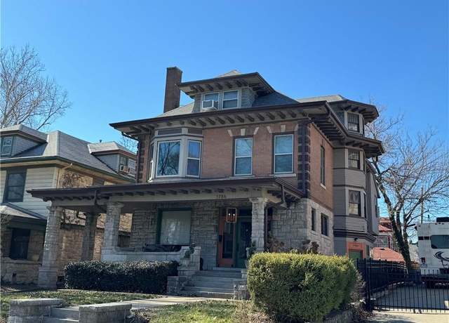 Property at 3784 Washington St, Kansas City, MO 64111, 2 beds