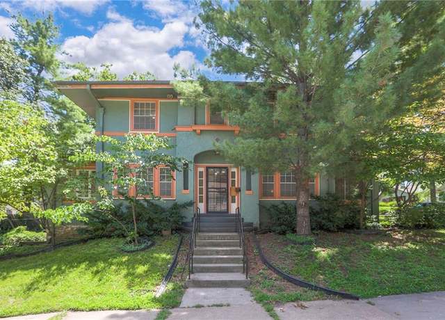 Property at 5601 Kenwood Ave, Kansas City, MO 64110, 3 beds, 1.5 baths