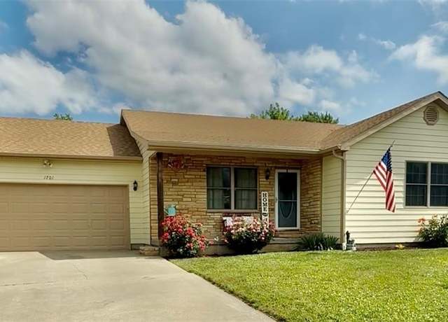 Property at 1701 S Maple St, Ottawa, KS 66067, 3 beds, 2 baths
