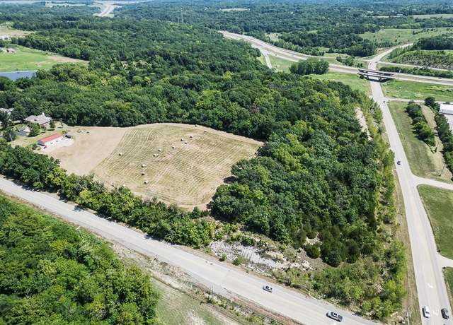 Property at 3979 Hutton Rd, Kansas City, KS 66109
