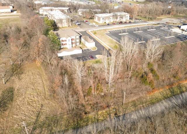 Property at 17211 E 32nd St, Independence, MO 64055