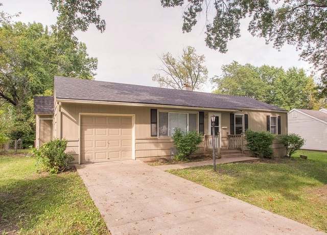 Property at 8818 E 80th Ter, Raytown, MO 64138, 3 beds, 2 baths