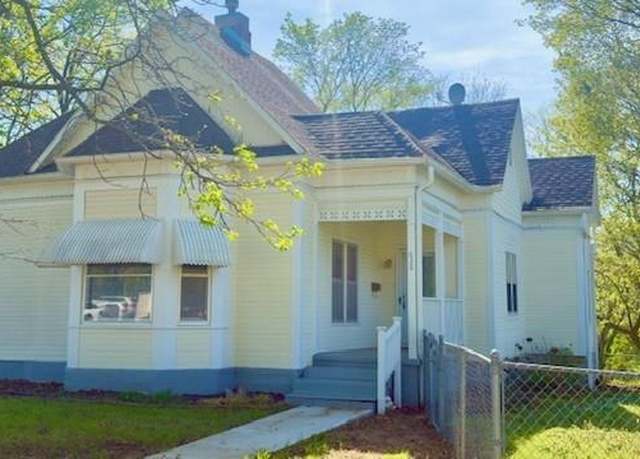 Property at 628 S Clay St, Nevada, MO 64772, 3 beds, 3 baths