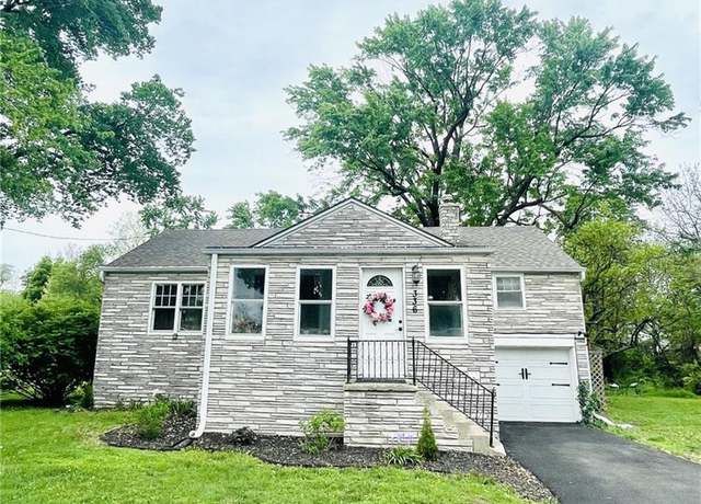 Property at 336 E Park St, Olathe, KS 66061, 3 beds, 1 bath