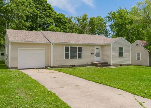 Property at 707 N Delaware St, Butler, MO 64730, 2 beds, 2 baths