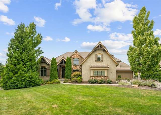 Property at 16000 King St, Overland Park, KS 66221, 5 beds, 5.5 baths