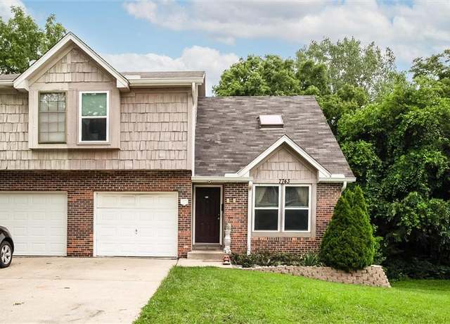Property at 7743 England Dr, Overland Park, KS 66204, 2 beds, 2.5 baths