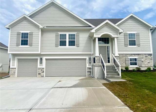 Property at 1018 Jasmine Dr, Liberty, MO 64068, 4 beds, 3 baths