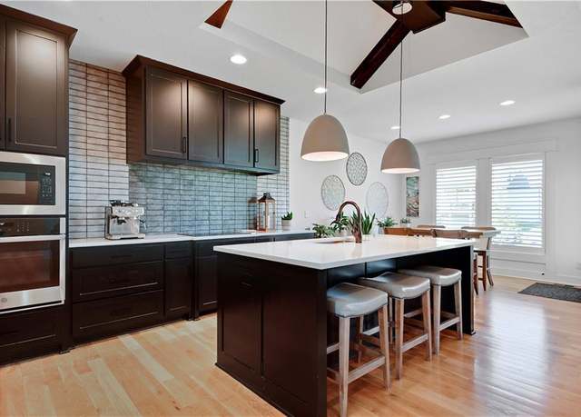 Property at 17336 Bradshaw St, Overland Park, KS 66221, 5 beds, 4.5 baths