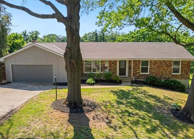 Property at 3810 S Woodland Ave, Independence, MO 64052, 3 beds, 3 baths