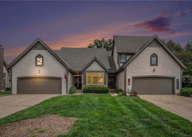 Property at 12522 W 119th Ter, Overland Park, KS 66213, 2 beds, 2 baths
