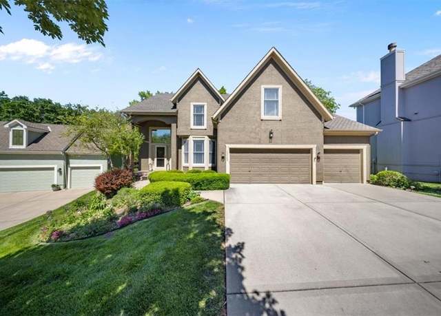 Property at 13106 W 125th Ter, Overland Park, KS 66213, 4 beds, 4.5 baths