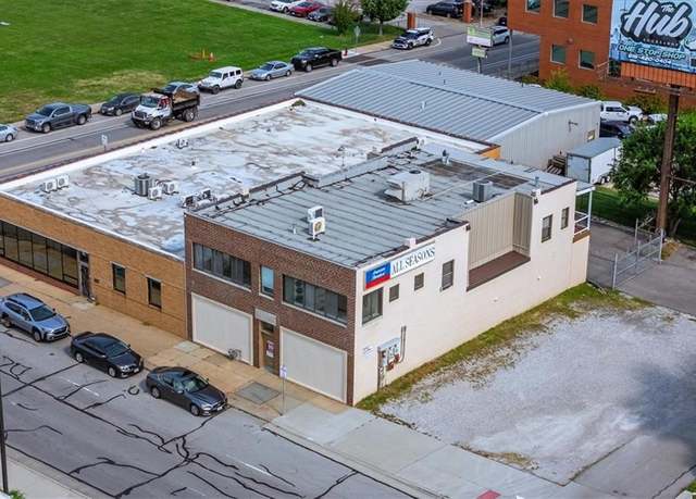 Property at 808 E 10th St, Kansas City, MO 64106, 2 beds, 2.5 baths