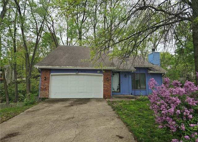 Property at 8528 N Virginia Ave, Kansas City, MO 64155, 4 beds, 2 baths