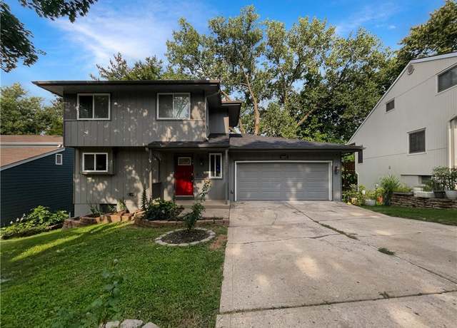 Property at 3550 N Kenwood Ave, Kansas City, MO 64116, 3 beds, 2.5 baths