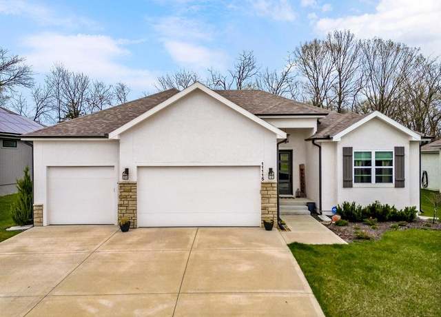 Property at 11115 N Hull Ave, Kansas City, MO 64154, 4 beds, 3 baths
