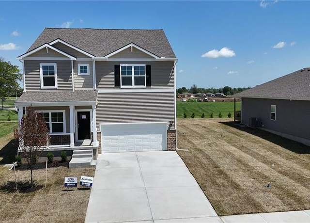 Property at 10280 Sorano Dr, Peculiar, MO 64078, 4 beds, 2.5 baths