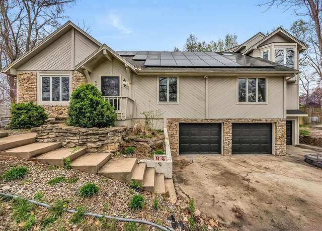 Property at 9202 NW 76th Ter, Weatherby Lake, MO 64152, 5 beds, 5 baths
