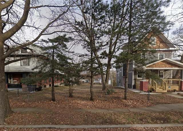Property at 3025 Montgall Ave, Kansas City, MO 64128