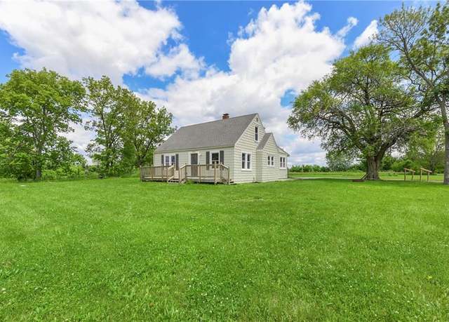 Property at 3655 Old Us-59 Hwy, Ottawa, KS 66067, 3 beds, 2 baths