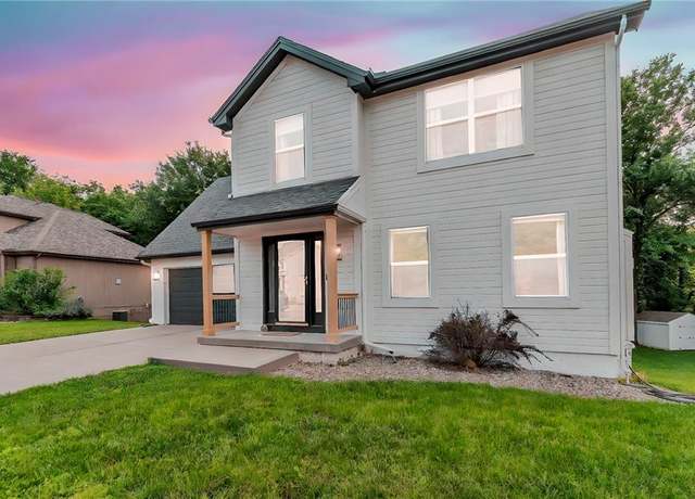 Property at 1610 Renea Ct, Kearney, MO 64060, 3 beds, 2.5 baths