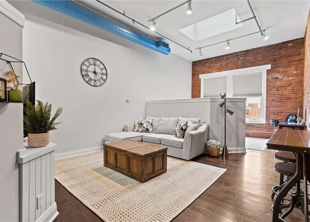 Property at 700 Broadway Blvd #508, Kansas City, MO 64105, 1 bed, 1 bath