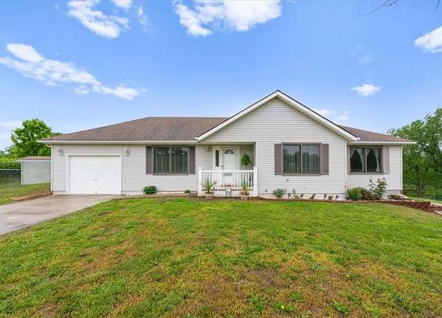 Property at 31455 Lyman Ln, Excelsior Springs, MO 64024, 3 beds, 3 baths