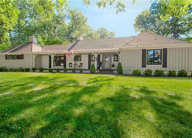 Property at 9645 Meadow Ln, Leawood, KS 66206, 3 beds, 2 baths