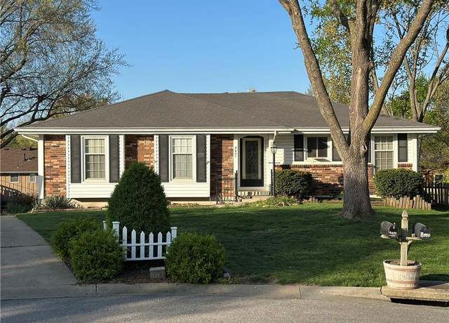 Property at 8001 E 163rd Ct, Belton, MO 64012, 3 beds, 2 baths