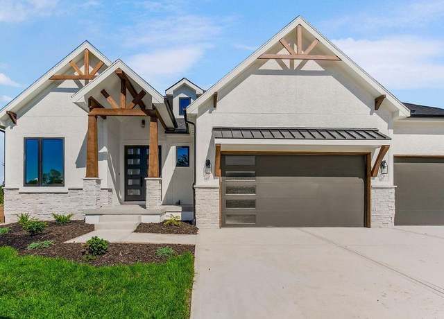 Property at 2713 SW 12th St, Lee's Summit, MO 64081, 5 beds, 4.5 baths