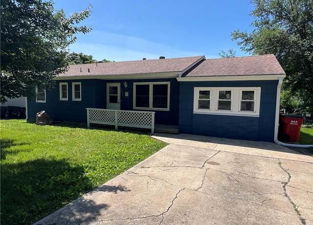 Property at 15911 E T C Lea Rd, Independence, MO 64050, 3 beds, 2.5 baths